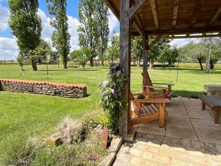 Maison à CELLEFROUIN