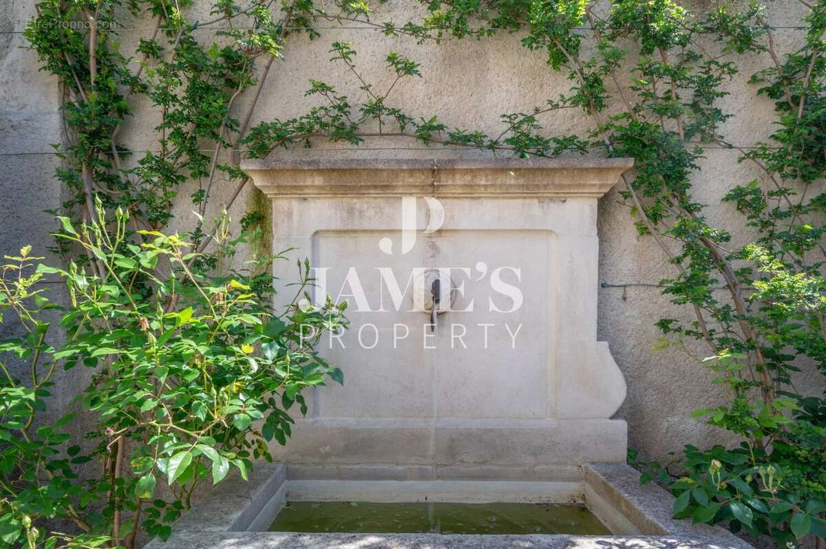 Maison à SAINT-REMY-DE-PROVENCE