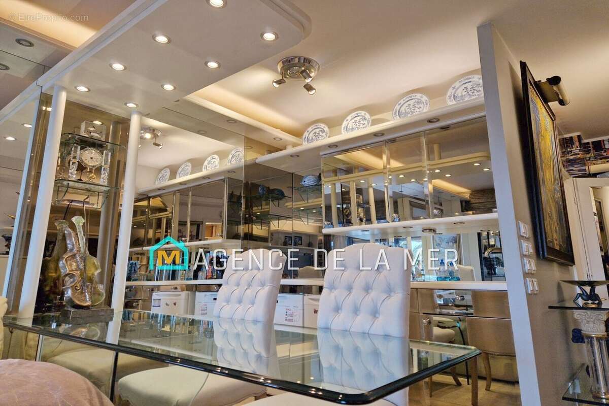 Appartement à THEOULE-SUR-MER