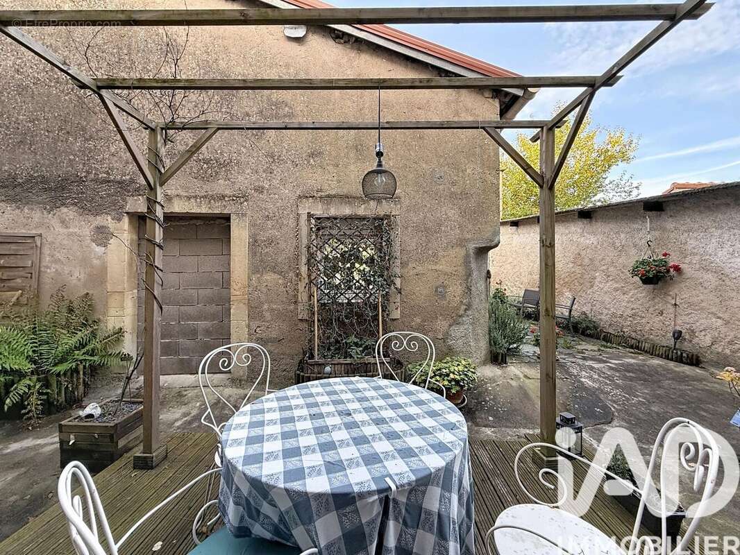 Photo 7 - Appartement à THIAUCOURT-REGNIEVILLE