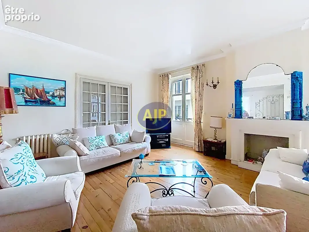Biarritz, appartement T5 avec cave - photo 2