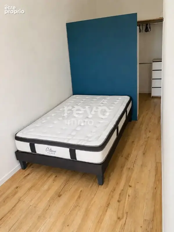 Angers centre ville, T2 meublé de 43 m²  Loué 950 /mois  Bail jusqu'en 2027  Rentabilité 5,3 % - photo 4