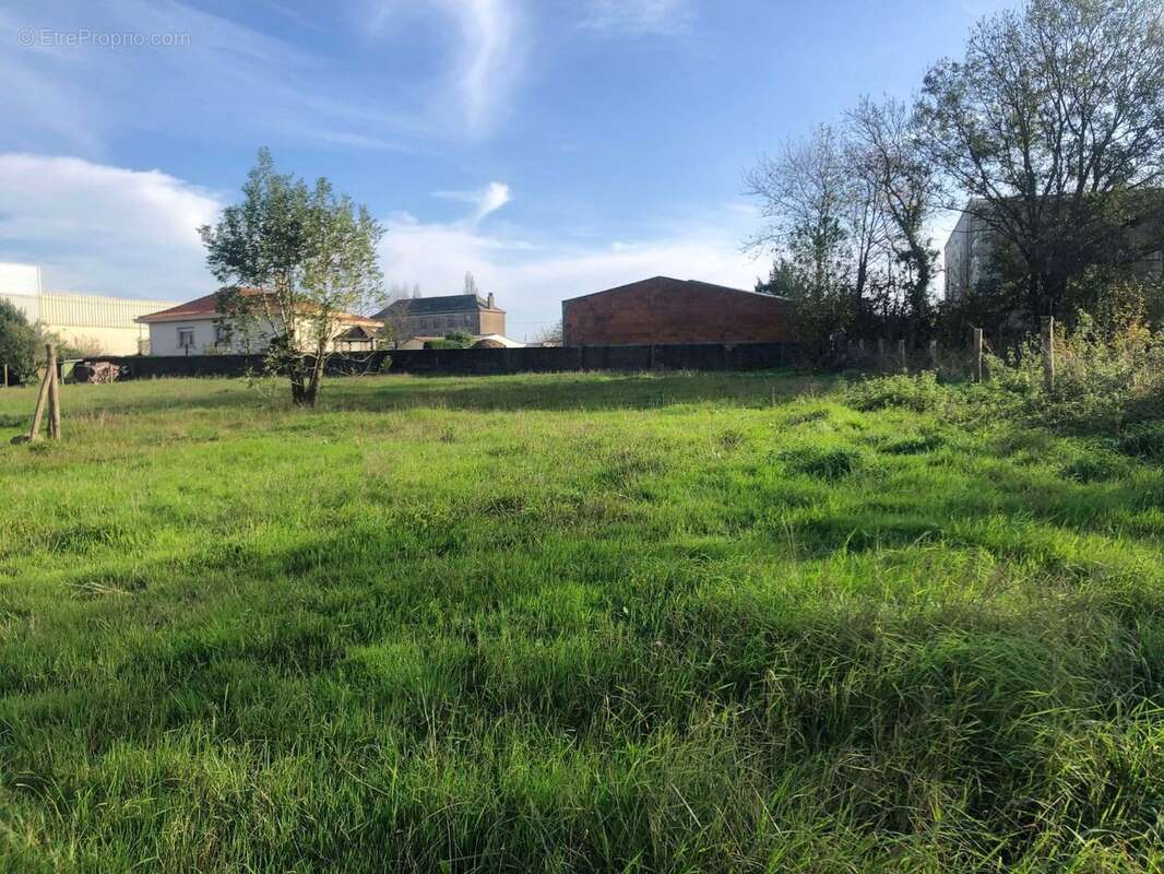 Maison à LA TOURLANDRY