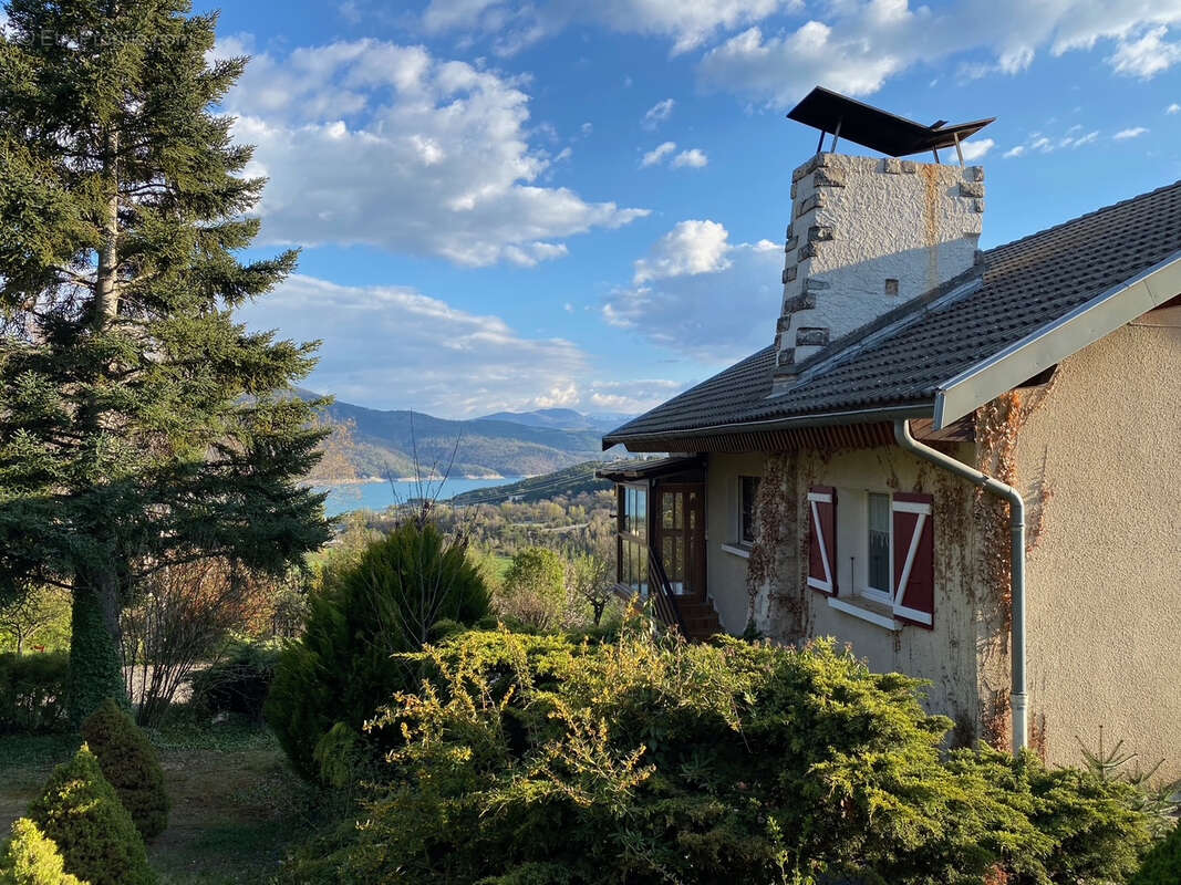 Maison à PRUNIERES