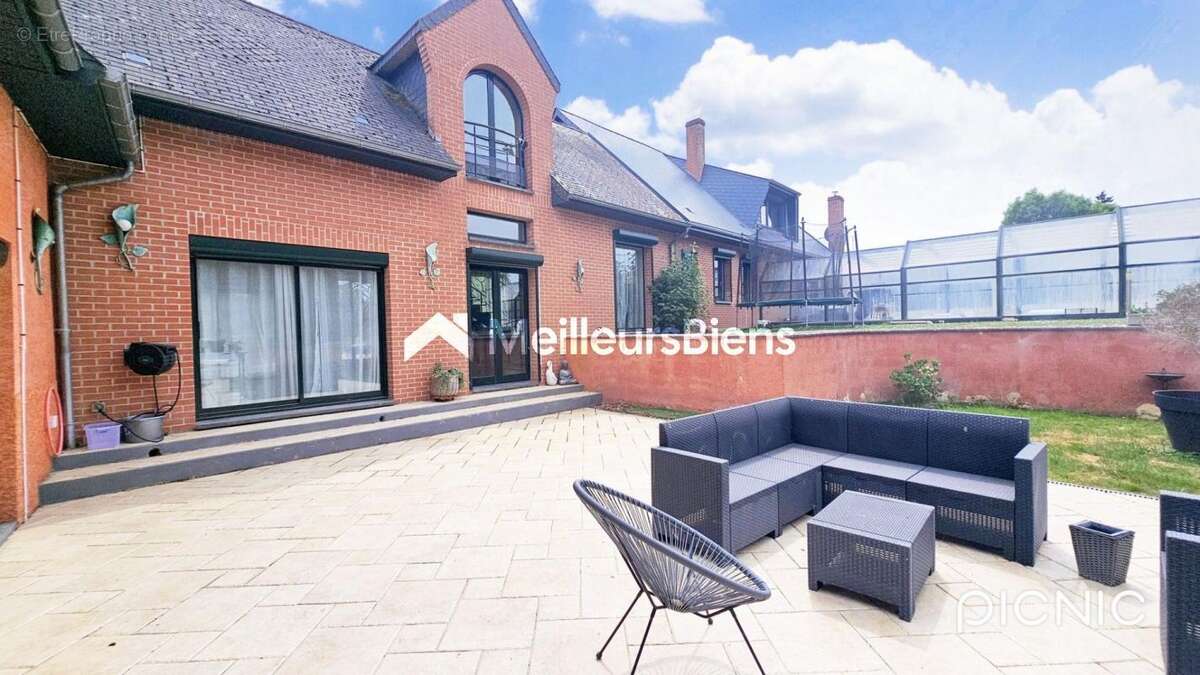 Maison à ENGLEFONTAINE