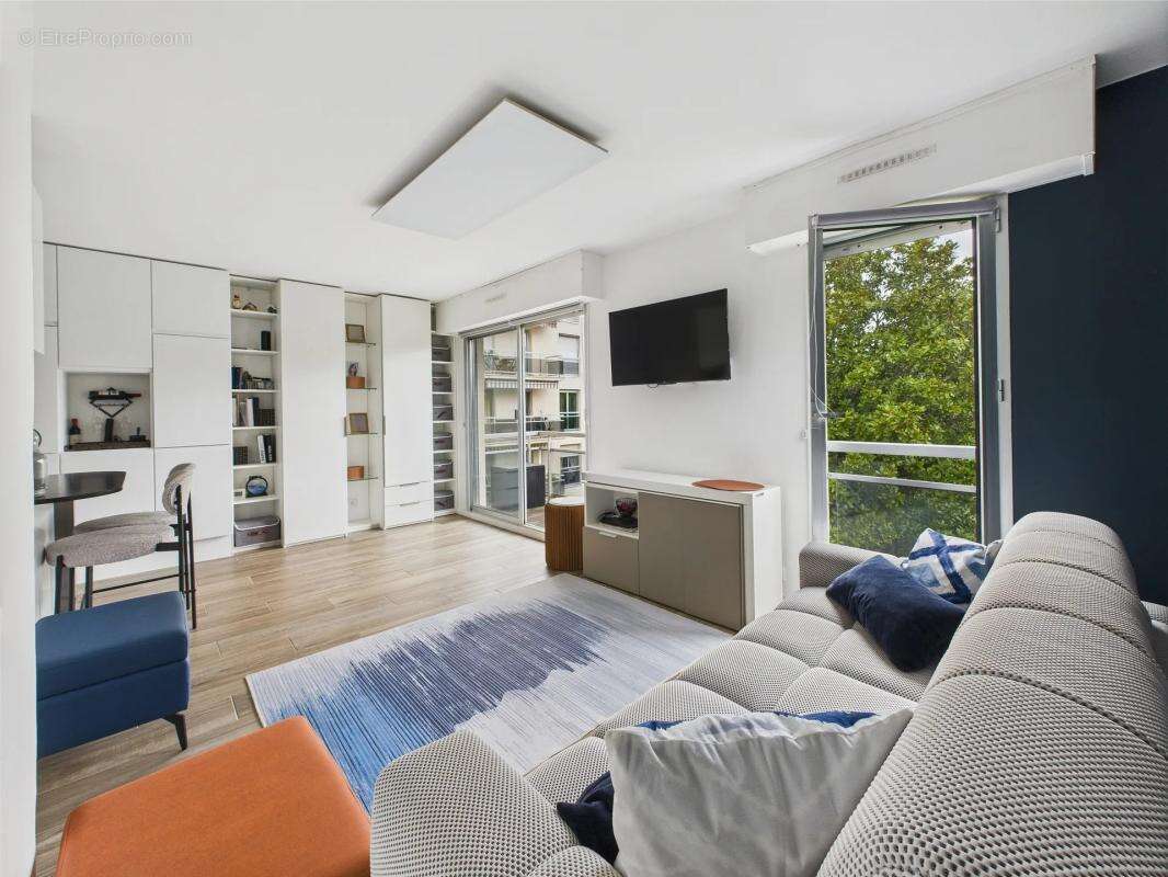 Appartement à MONTROUGE
