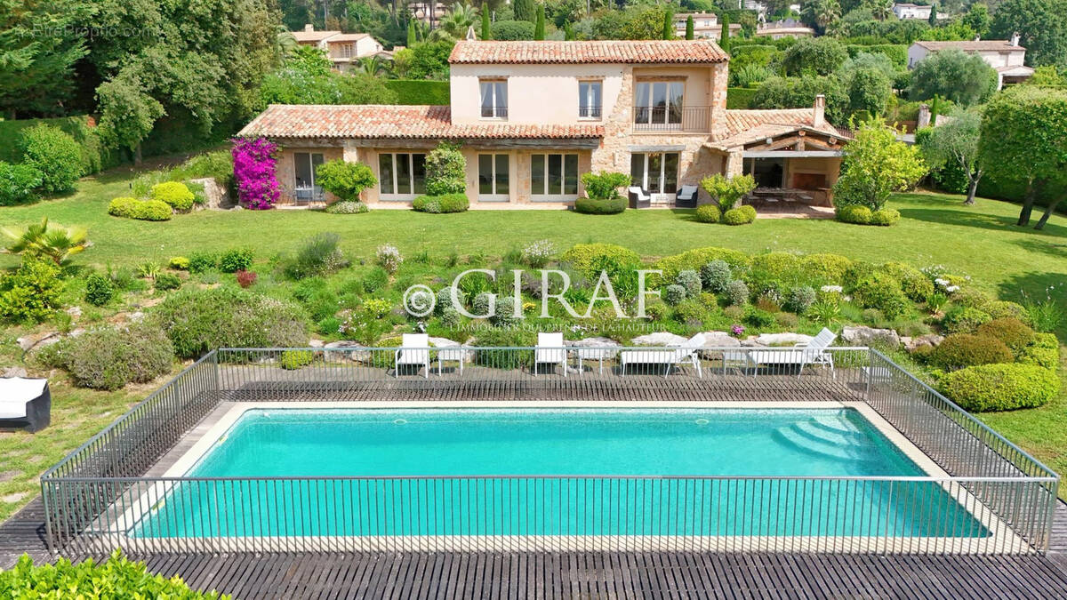 Maison à LA COLLE-SUR-LOUP
