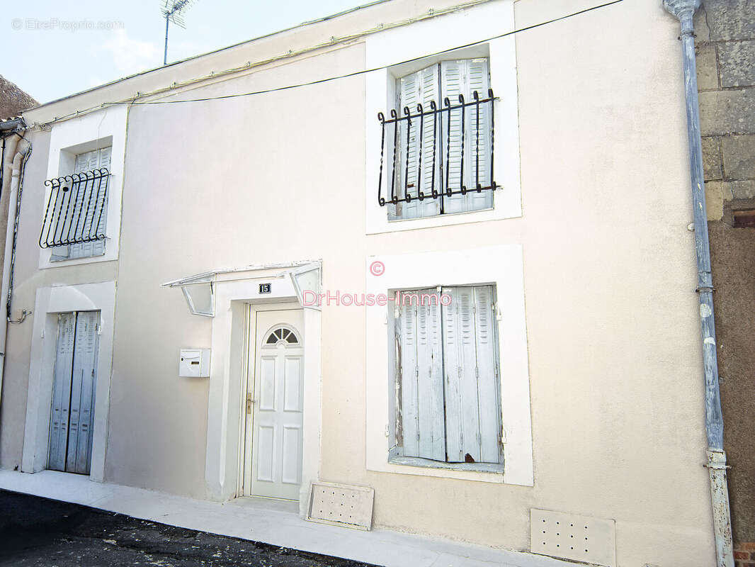 Maison à THOUARS