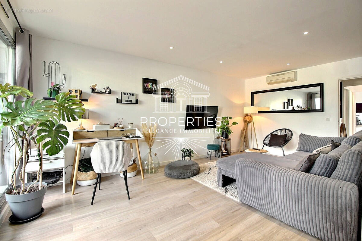 Appartement à LE LAVANDOU