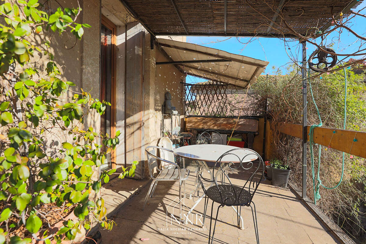 Maison à SAINT-FELIX-DE-LODEZ