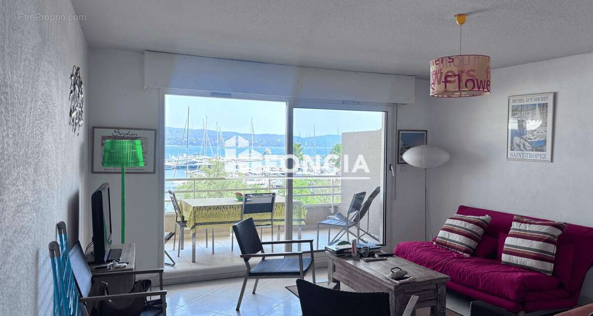 Appartement centre ville - face au port avec garage ferme en sous sol - photo 6