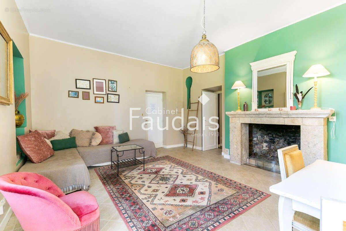 Maison à PICAUVILLE