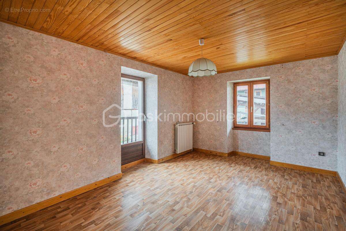 Maison à LA COMPOTE