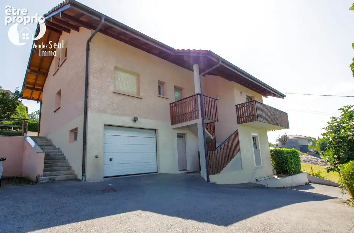 Propriété 6 pièces 197 m2 - photo 2