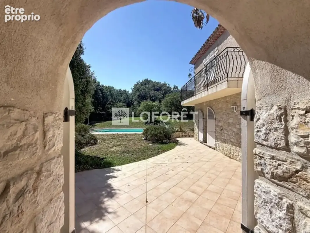 Maison La Gaude 7 pièce(s) 220 m2 - photo 3