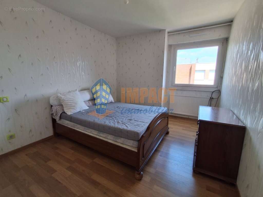 Appartement 73 m² à Loos  - photo 4
