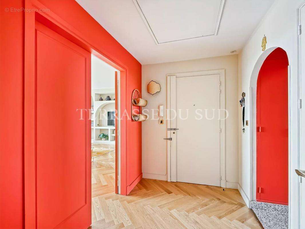 Appartement à MARSEILLE-8E