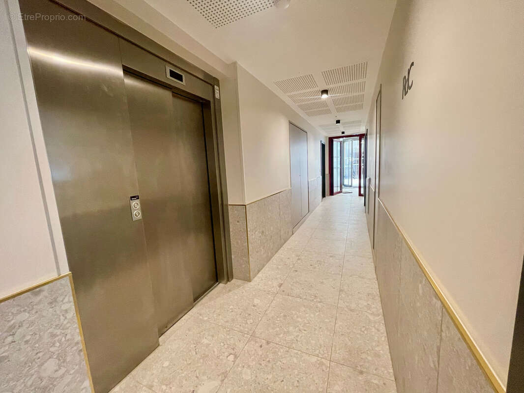 Appartement à LE BLANC-MESNIL