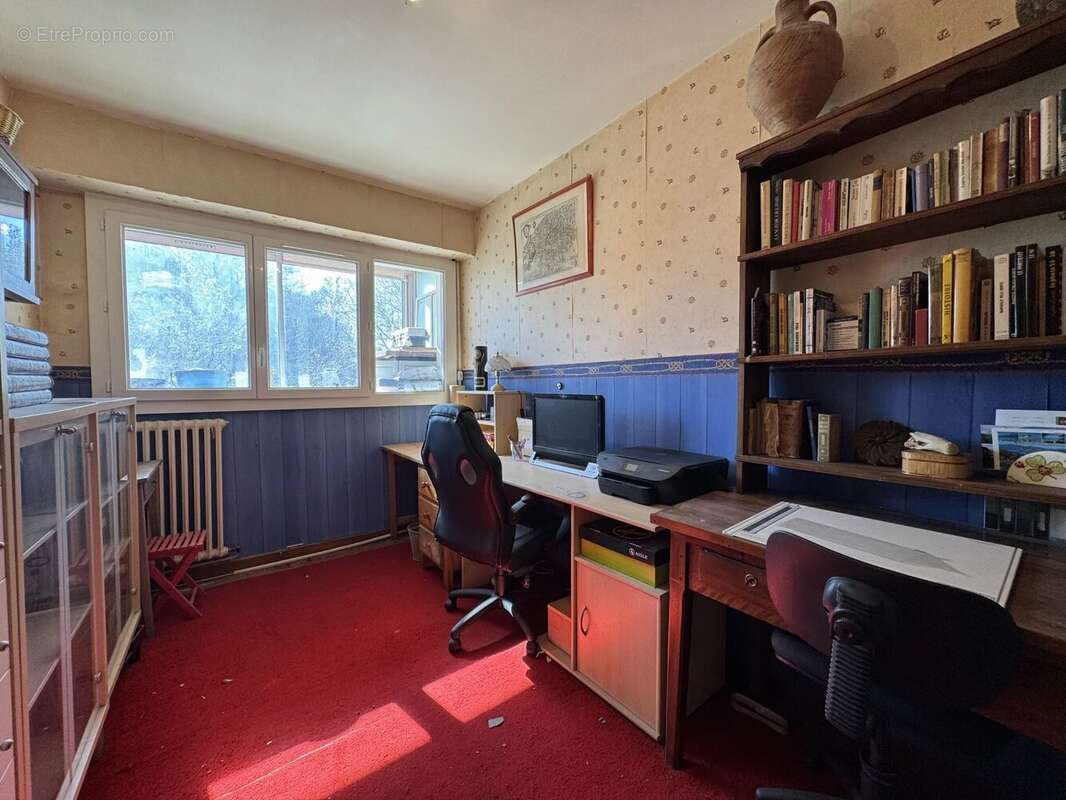 Appartement à MARSEILLE-9E