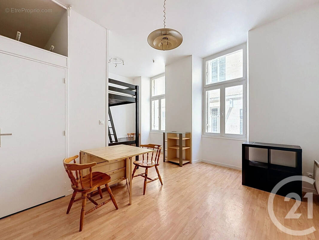 Appartement à BORDEAUX