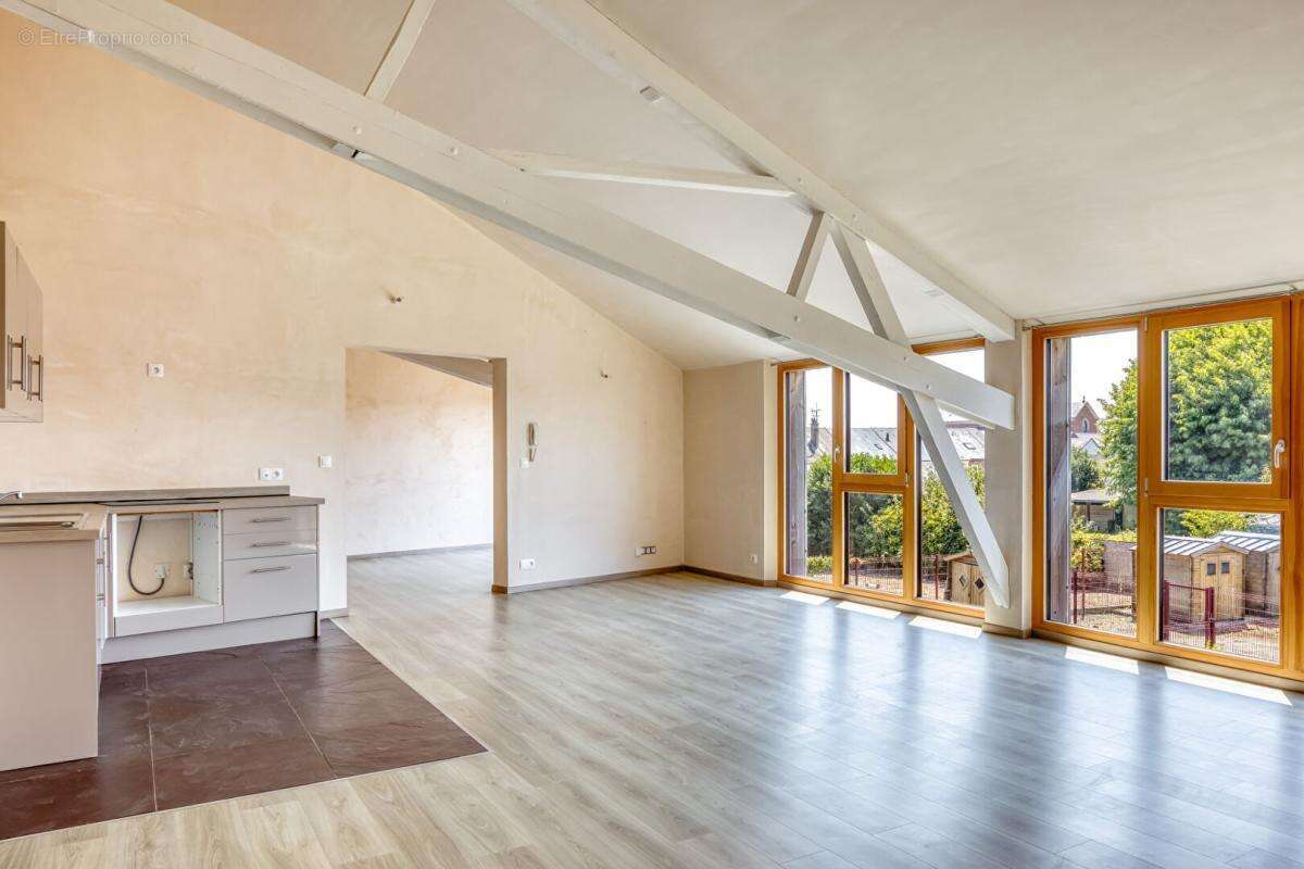 Lumineux Appartement  3 pièces 99.64 m2 Superbes Volumes  Etat impeccable - photo 8