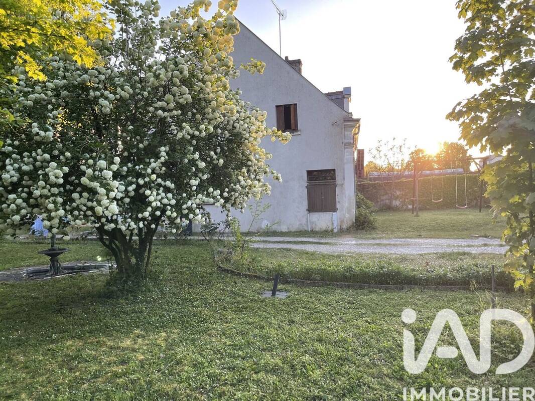 Photo 1 - Maison à MONTLOUIS-SUR-LOIRE