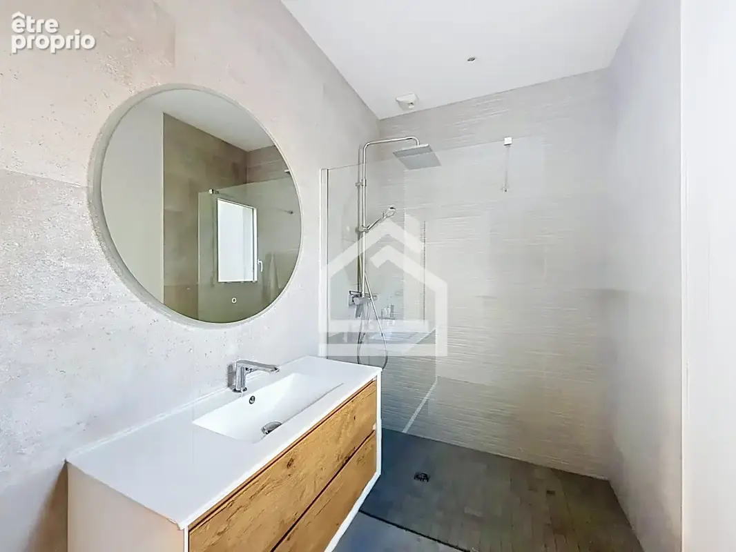 SAINT AUBIN DE MEDOC - Maison contemporaine au Centre-ville, 4 chambres, piscine, garage. - photo 9