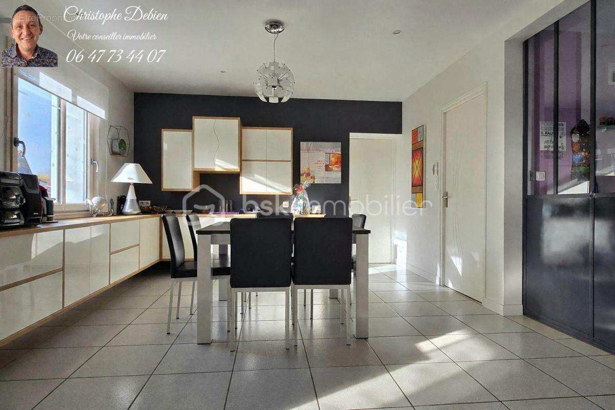 Maison à CHAVAGNES-EN-PAILLERS