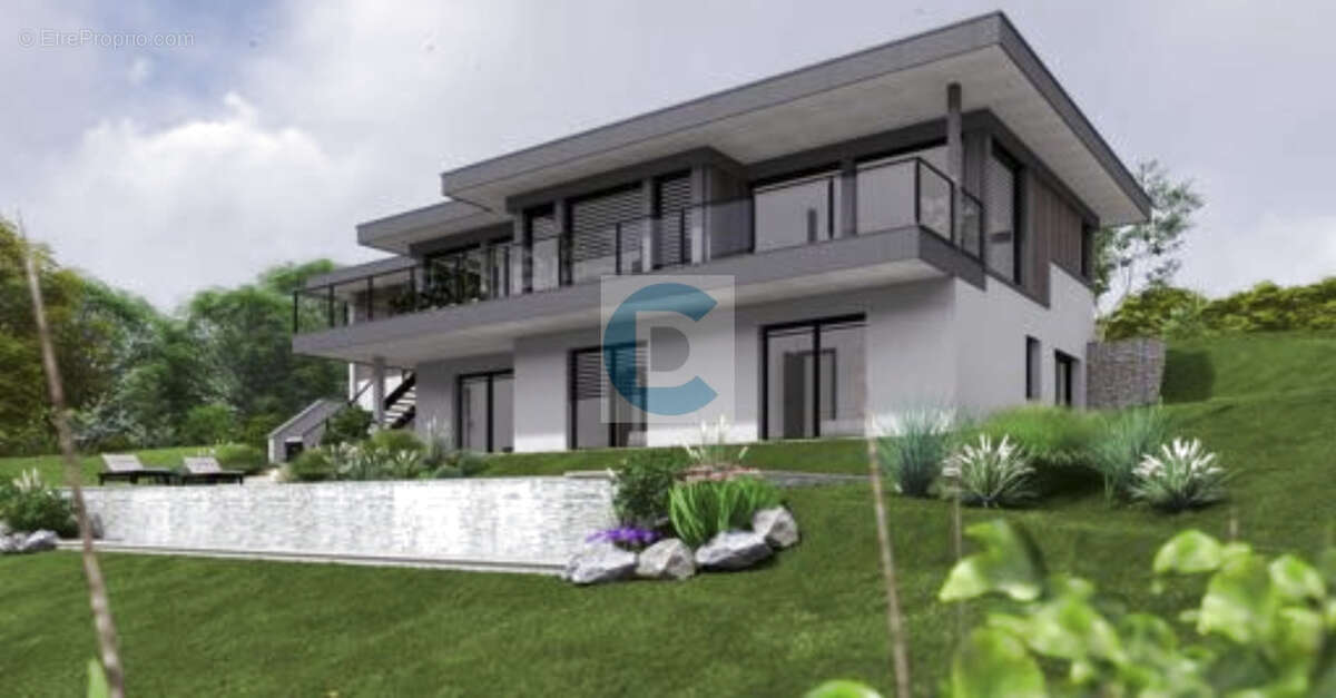 Maison à COLLONGES-SOUS-SALEVE