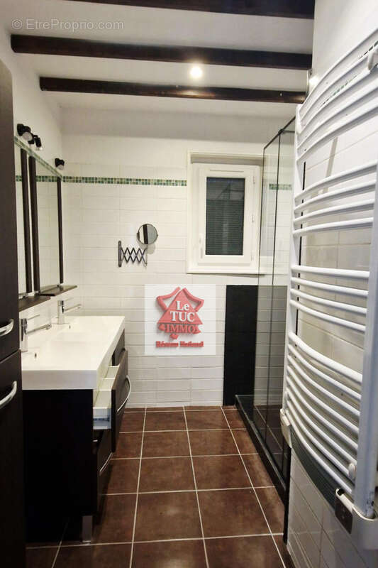Maison à BOLLENE