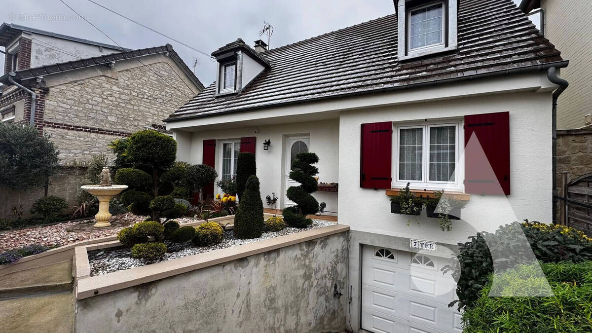 Maison à CREPY-EN-VALOIS