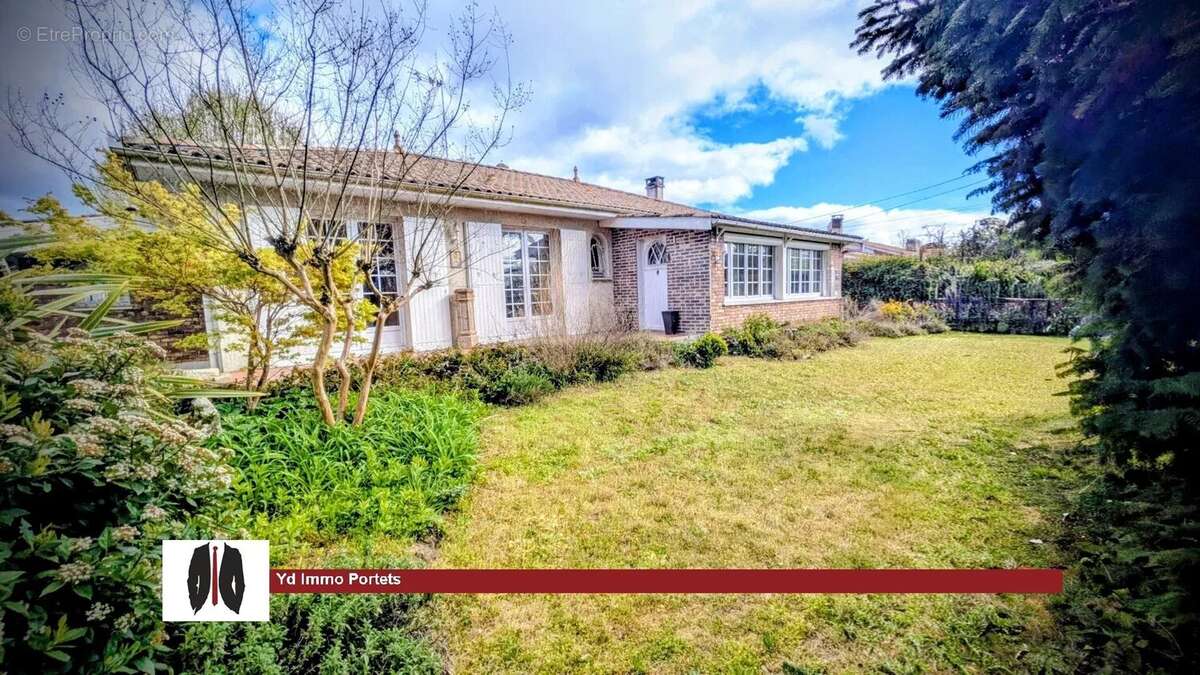 Maison à PORTETS