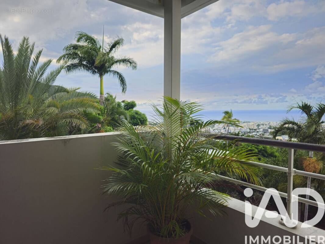 Photo 1 - Appartement à SAINT-DENIS