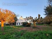 Maison à LES PEINTURES