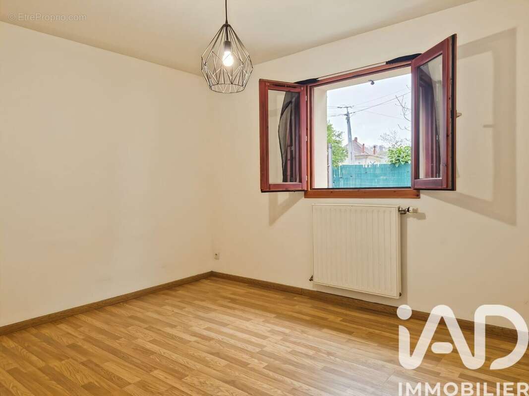 Photo 9 - Appartement à SAINT-ALBAN-LEYSSE