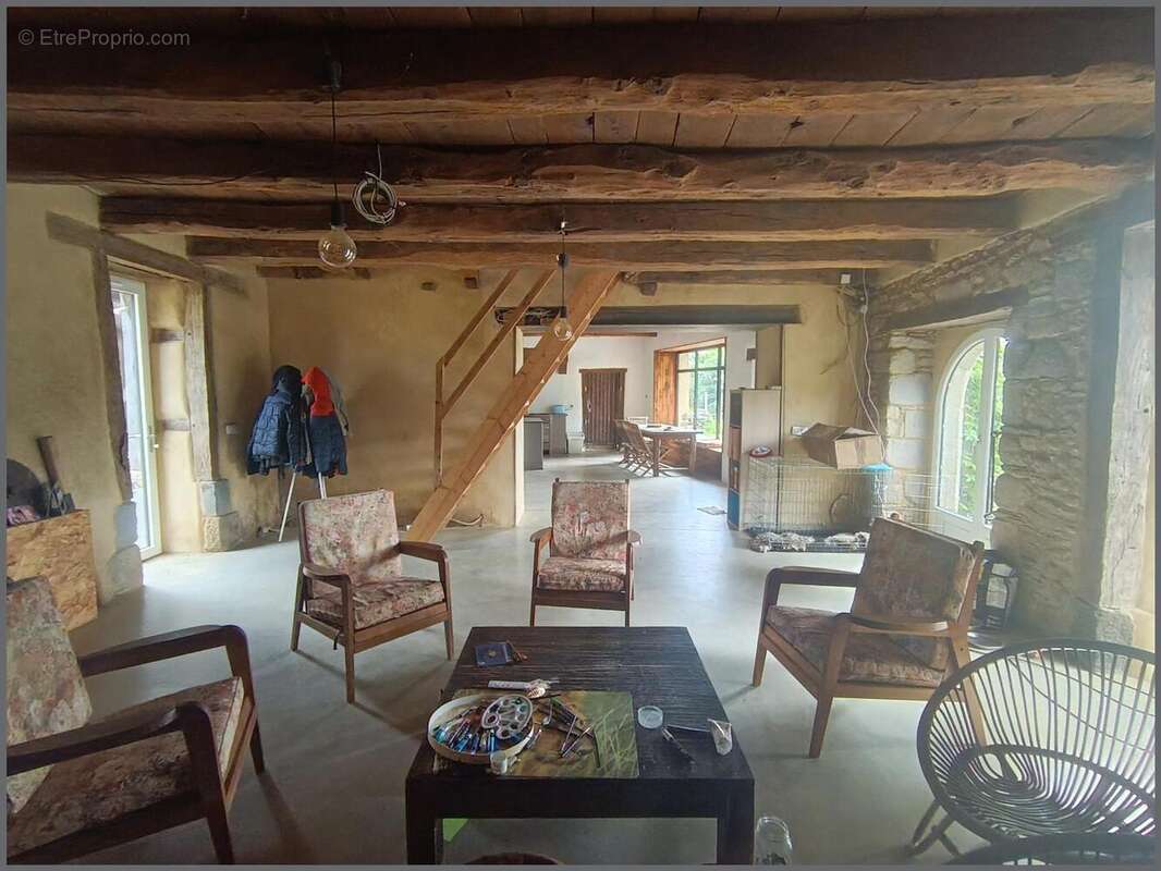 Maison 147 m² à Feins  - photo 4