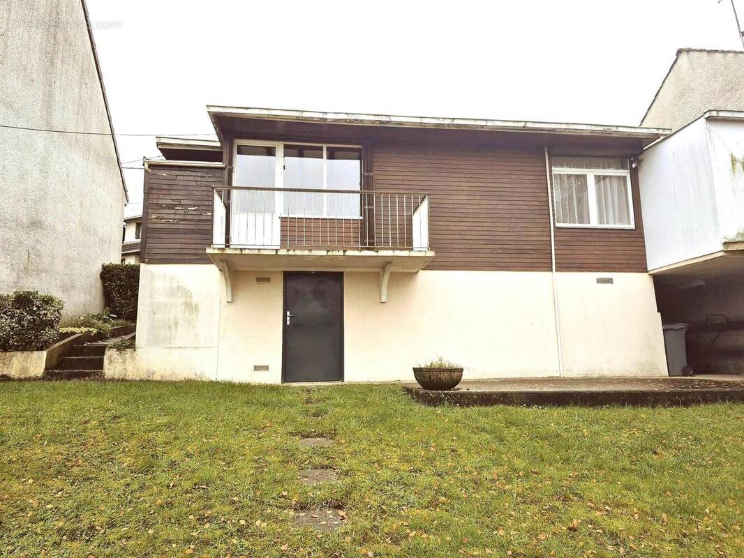 Maison à GOUSSAINVILLE