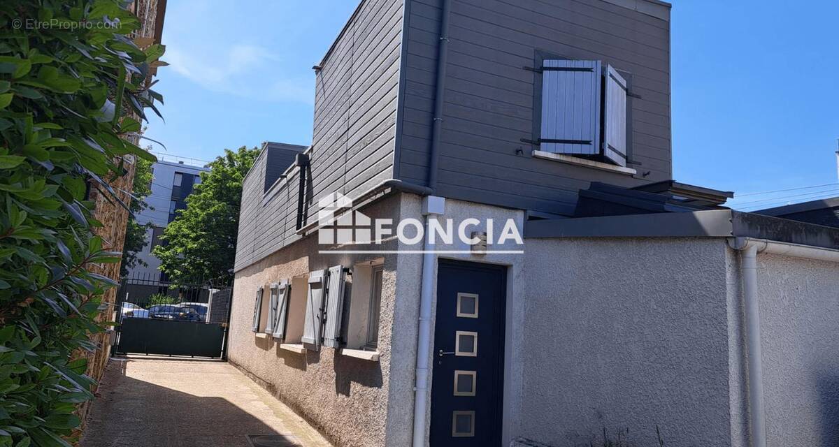 Maison à VILLEJUIF