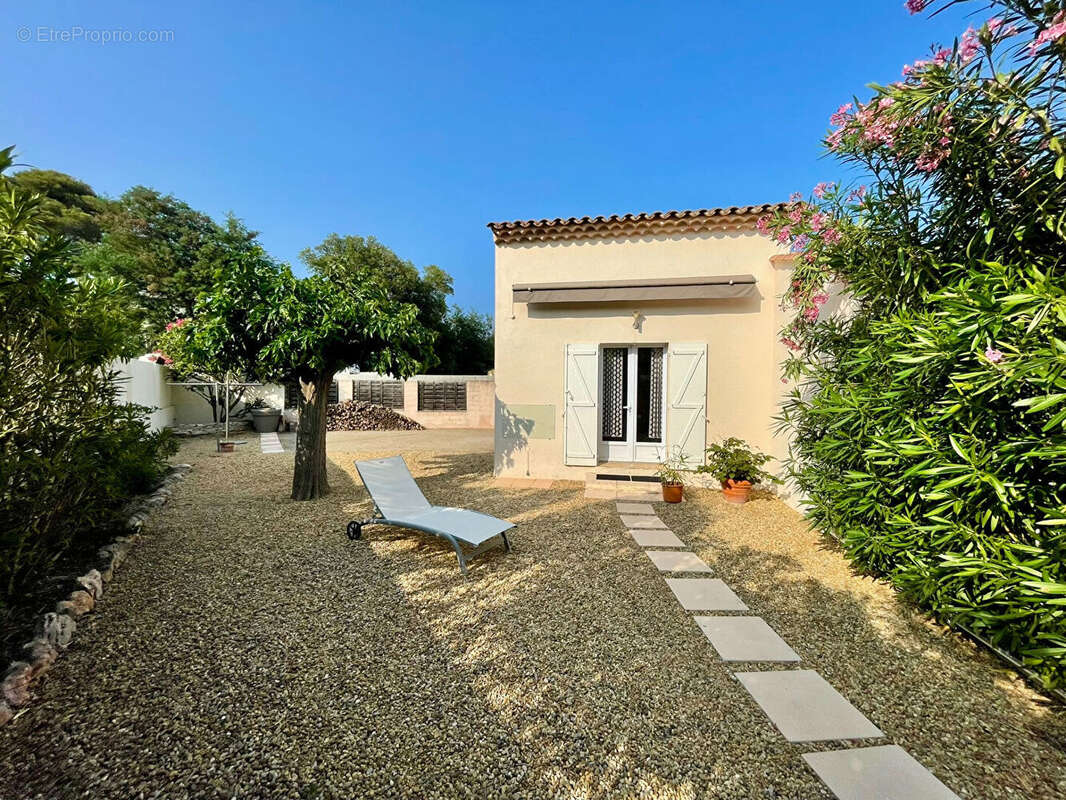 Maison à FREJUS