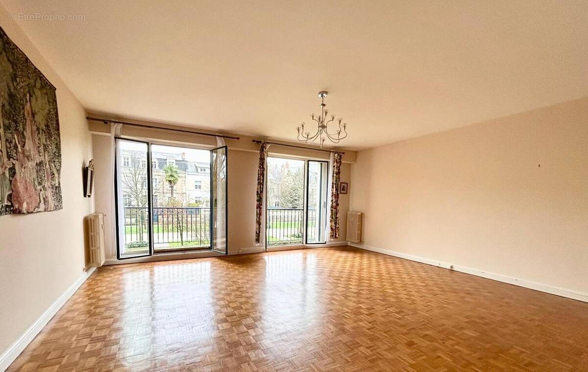   - Appartement à ANGERS