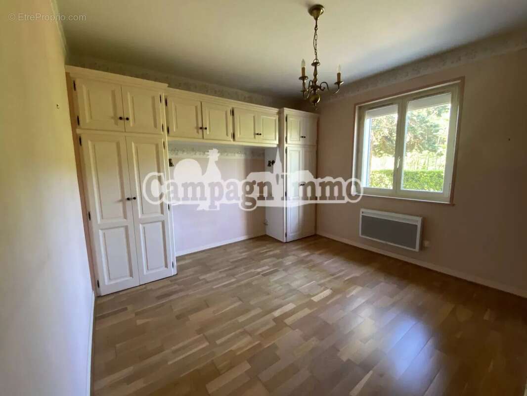 Maison à SAINT-CLEMENT-SUR-VALSONNE