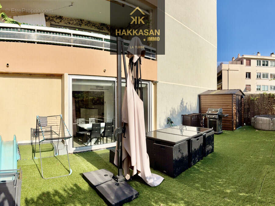 Appartement à ROQUEBRUNE-CAP-MARTIN