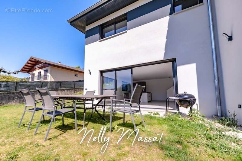 Maison à GRESY-SUR-AIX