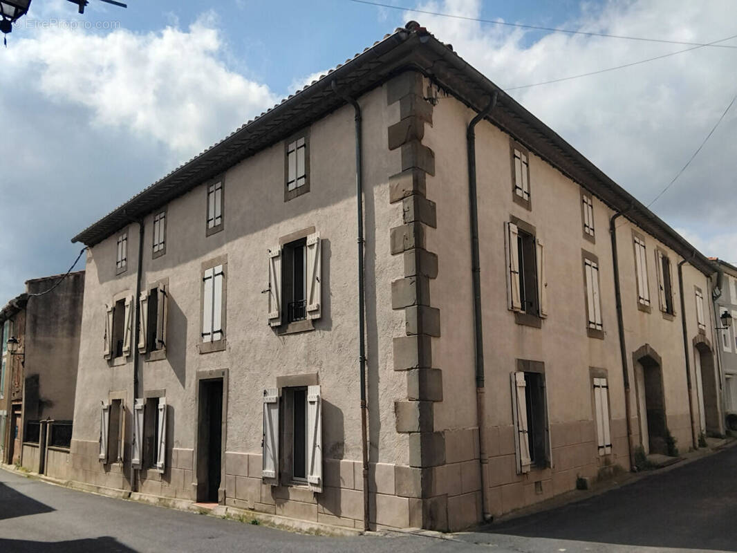 Maison à MONTLAUR
