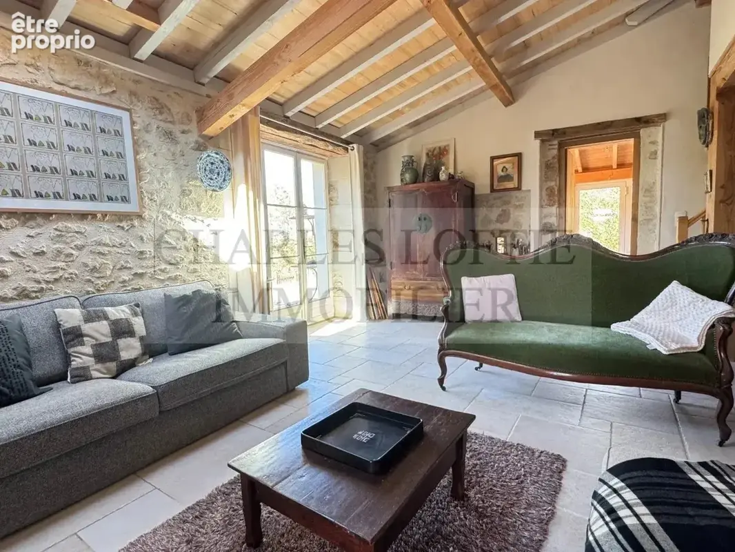 Propriété de caractère au cœur de 17 hectares de nature, avec maison principale, gîtes et piscine - photo 40