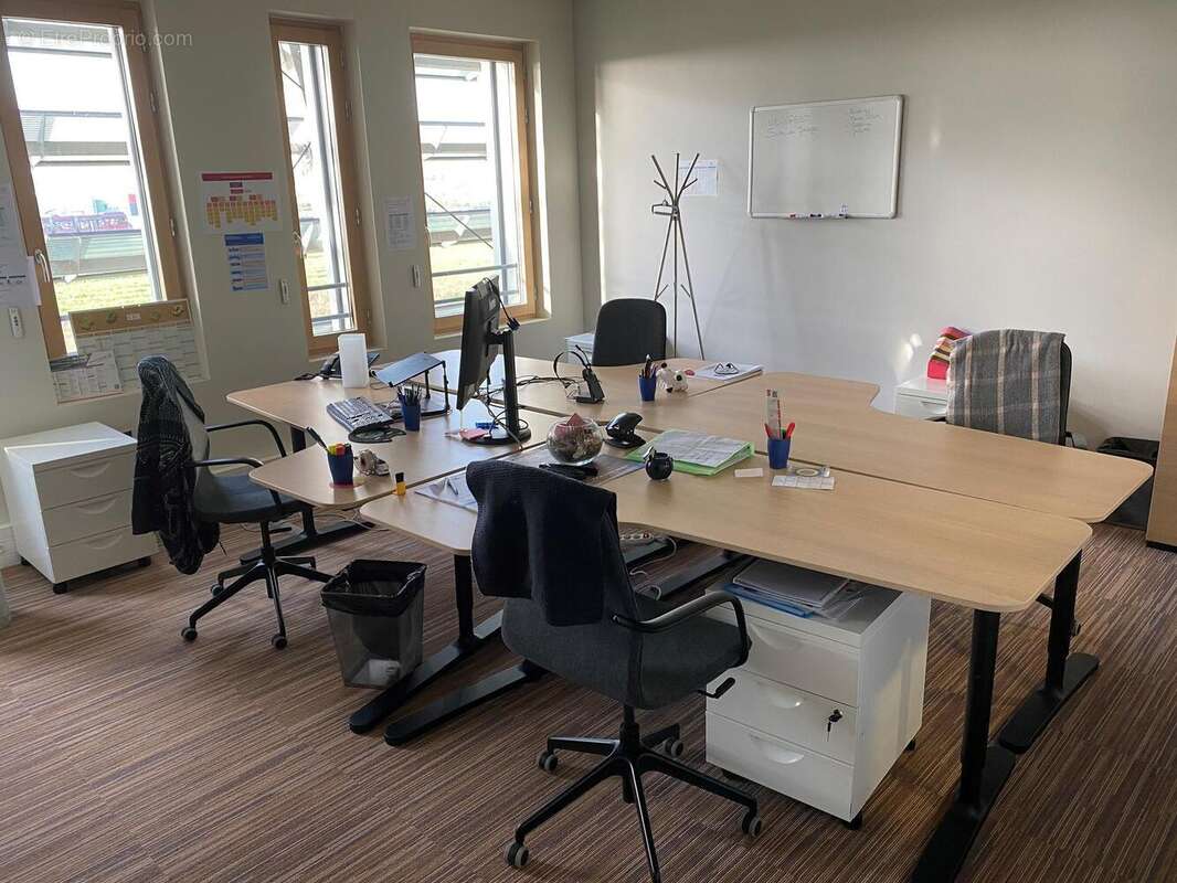 Photo 5 - Commerce à JONAGE