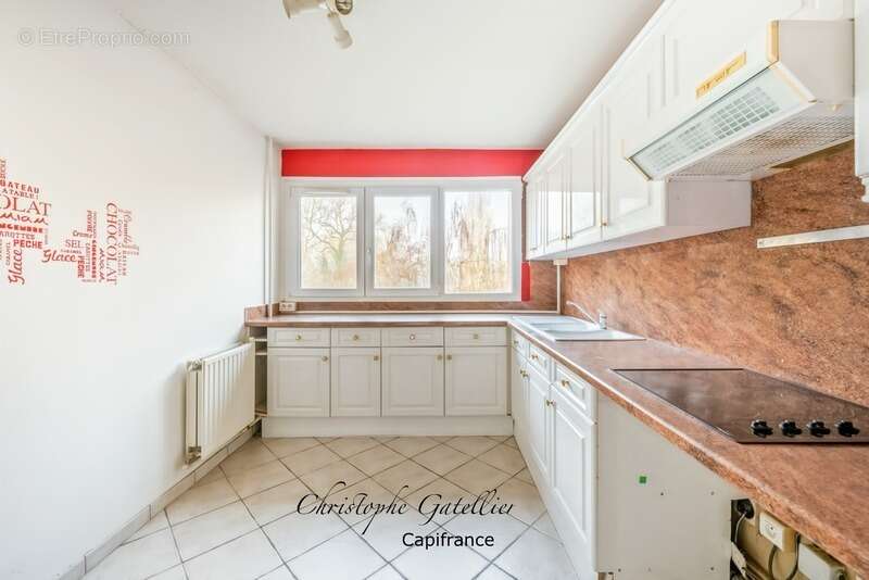 Appartement à ELANCOURT