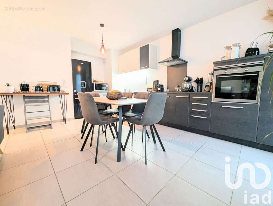 Photo 2 - Appartement à MARLY