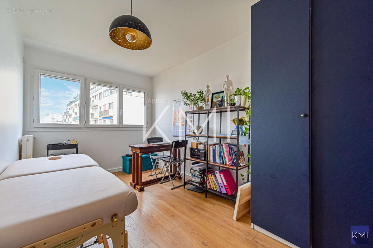 Appartement à PARIS-20E
