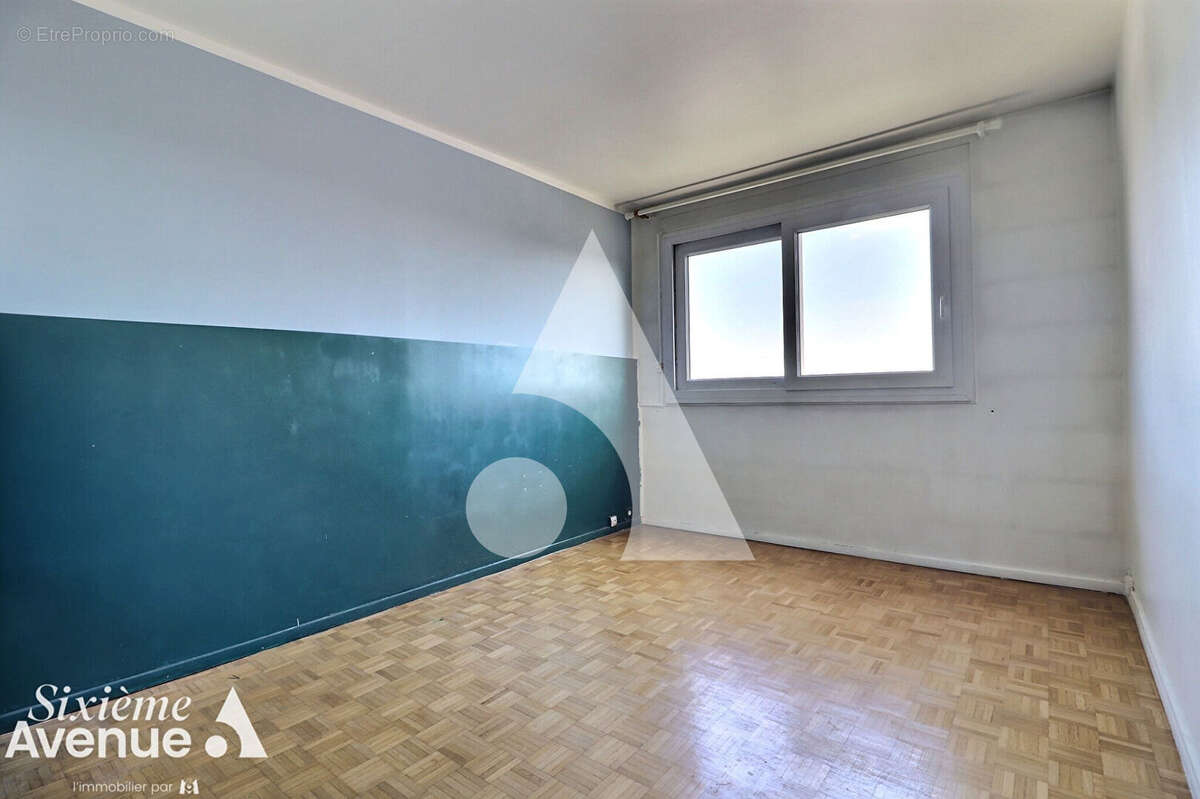 Appartement à AUBERVILLIERS